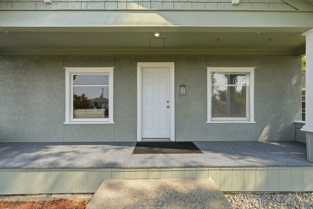 207 E Princeton Ave, Spokane, WA 99107