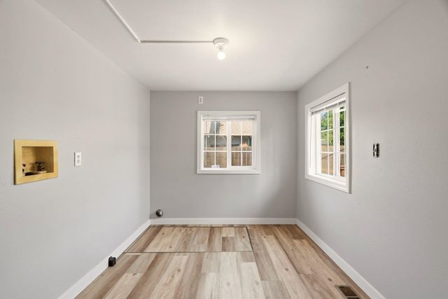 207 E Princeton Ave, Spokane, WA 99107