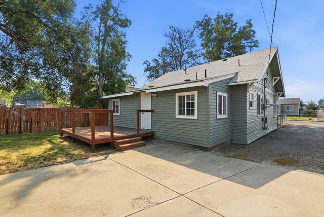 207 E Princeton Ave, Spokane, WA 99107
