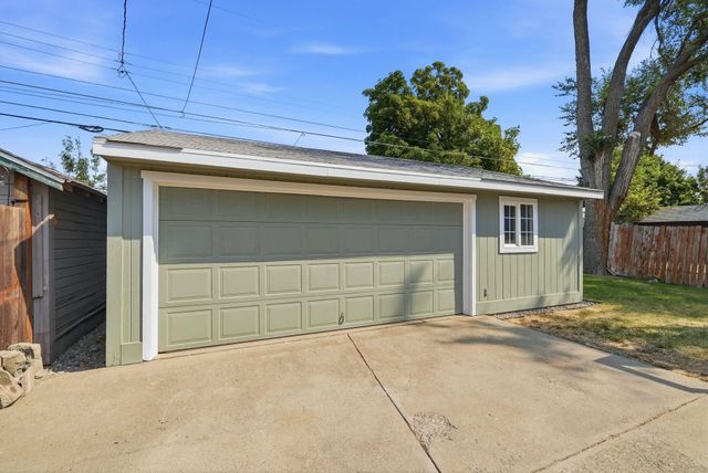 207 E Princeton Ave, Spokane, WA 99107