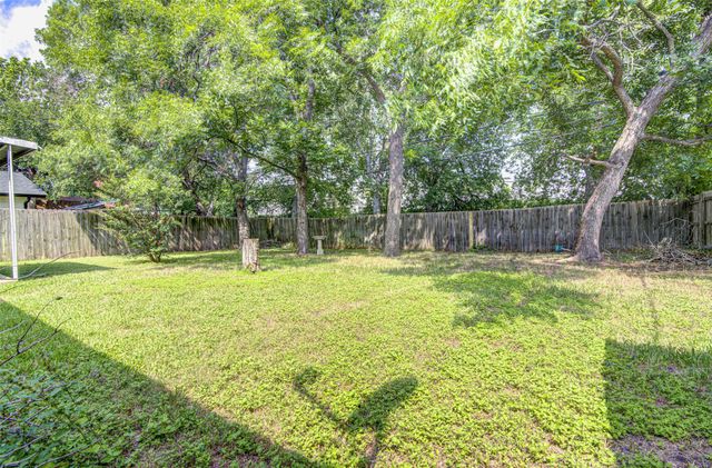 6704 Isabelle DR, Austin, TX 78752