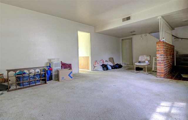 6704 Isabelle DR, Austin, TX 78752