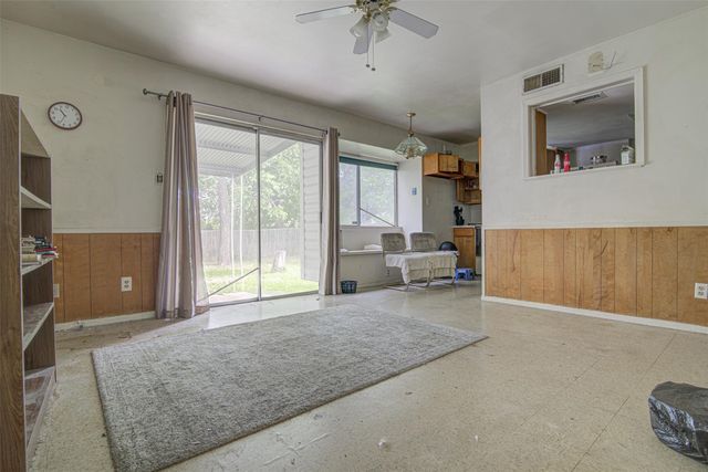6704 Isabelle DR, Austin, TX 78752