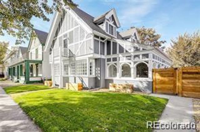 2817 W 33rd Avenue, Denver, CO 80211