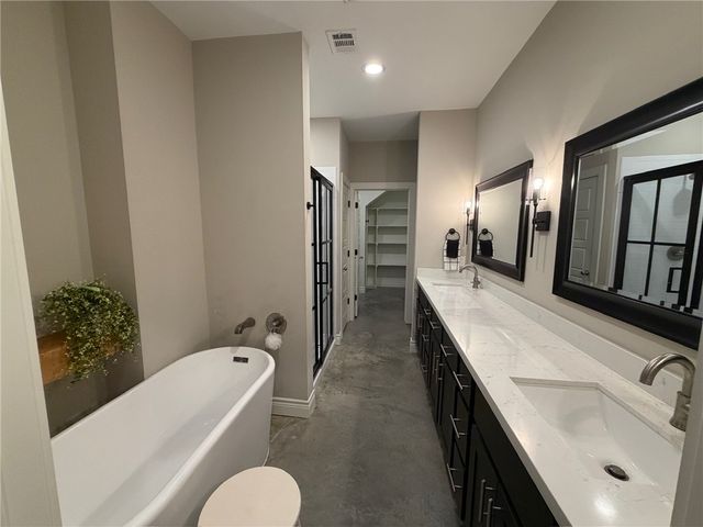 301 West 31st Street 202, Bryan, TX 77803