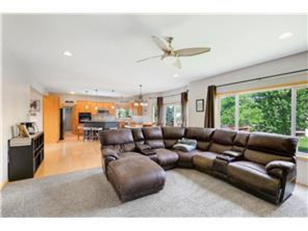 10425 Vera Cruz Drive N, Brooklyn Park, MN 55443 — photo 5
