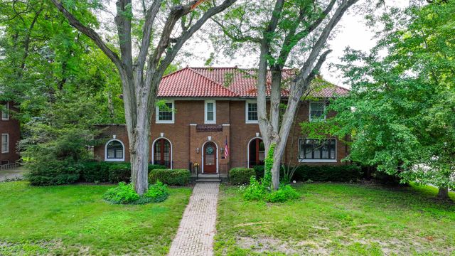 1411 1st Avenue, Sterling, IL 61081