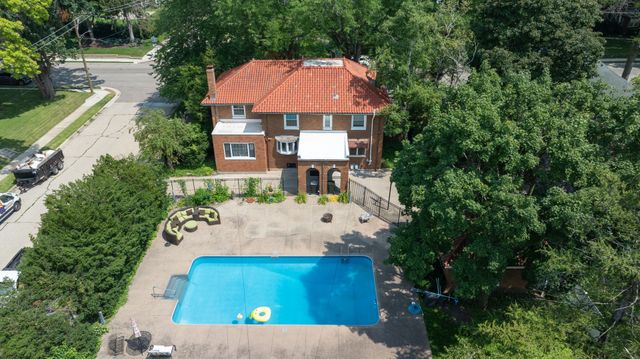 1411 1st Avenue, Sterling, IL 61081