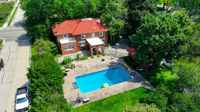 1411 1st Avenue, Sterling, IL 61081