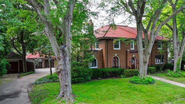 1411 1st Avenue, Sterling, IL 61081