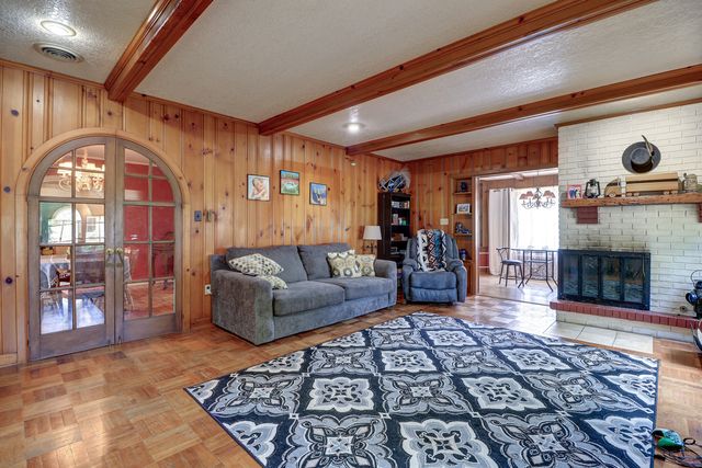 1411 1st Avenue, Sterling, IL 61081