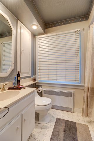 1411 1st Avenue, Sterling, IL 61081