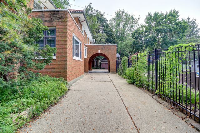 1411 1st Avenue, Sterling, IL 61081