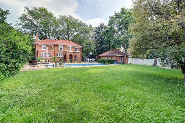 1411 1st Avenue, Sterling, IL 61081