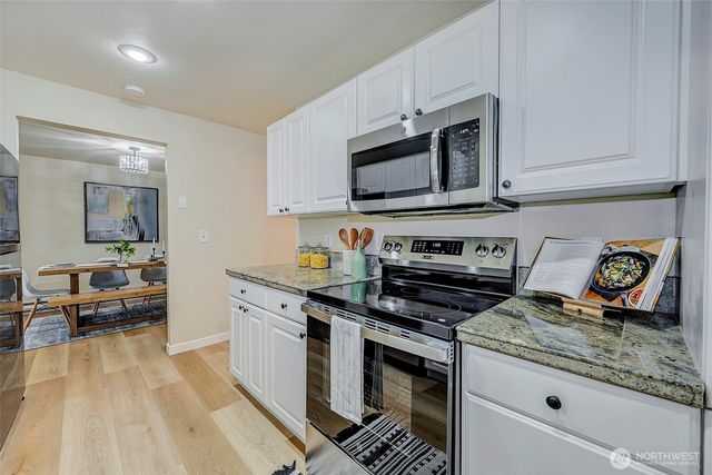 13820 NE 65th Street #534, Redmond, WA 98052