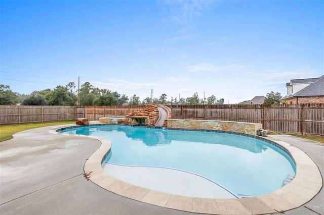 3688 E Cabella Drive, Sulphur, LA 70665