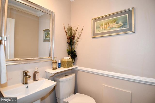 9401 HICKORY VIEW PL, Gaithersburg, MD 20886