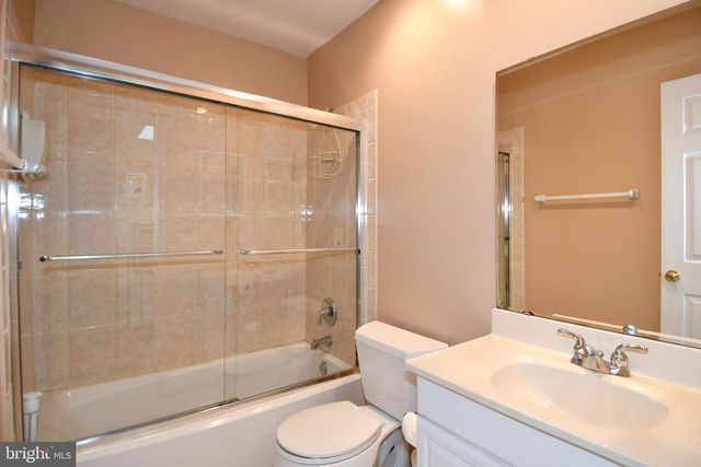 9401 HICKORY VIEW PL, Gaithersburg, MD 20886