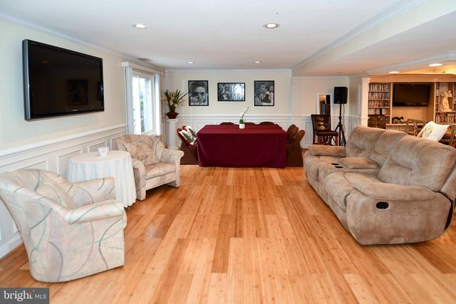 9401 HICKORY VIEW PL, Gaithersburg, MD 20886
