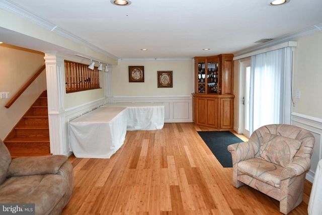 9401 HICKORY VIEW PL, Gaithersburg, MD 20886