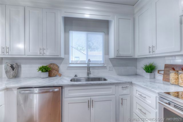 917 S Birch Place, Broken Arrow, OK 74012