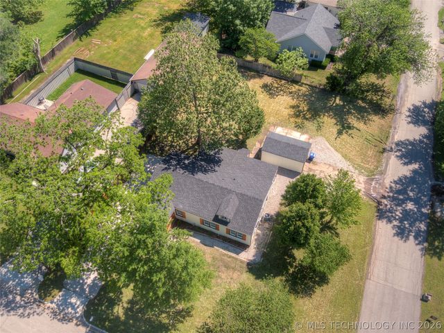 917 S Birch Place, Broken Arrow, OK 74012