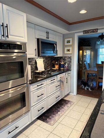 566 E PARK DRIVE, Largo, FL 33771