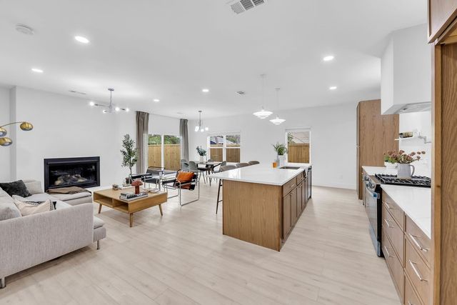 3624 Wendelkin Street, Dallas, TX 75215