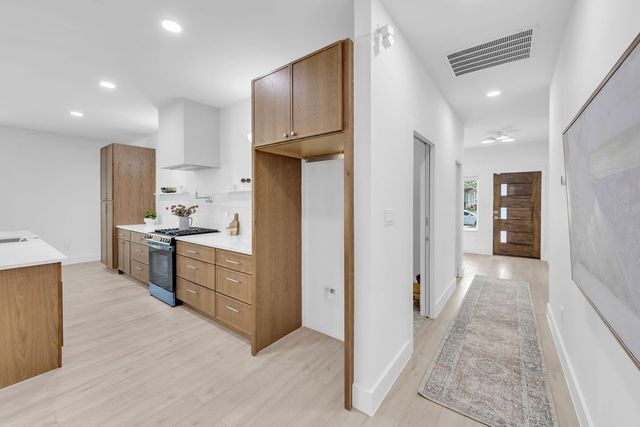 3624 Wendelkin Street, Dallas, TX 75215