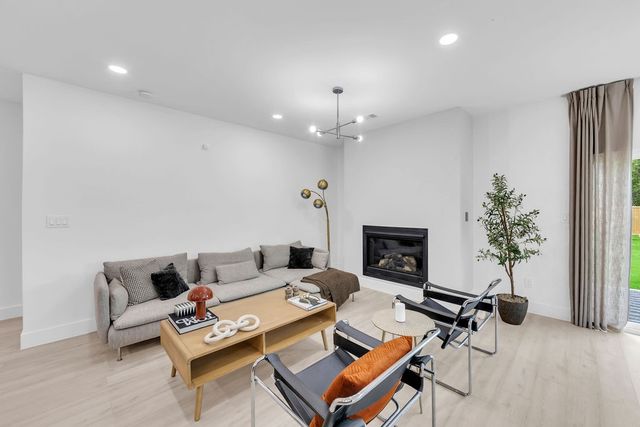 3624 Wendelkin Street, Dallas, TX 75215