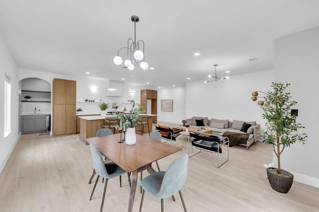 3624 Wendelkin Street, Dallas, TX 75215