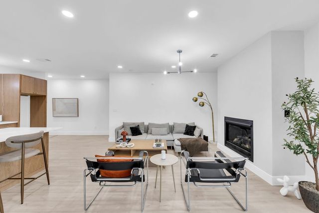 3624 Wendelkin Street, Dallas, TX 75215