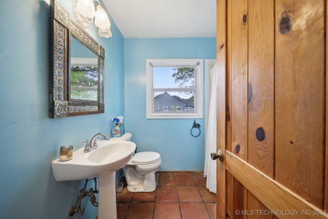 402400 US Highway 60, Bartlesville, OK 74006