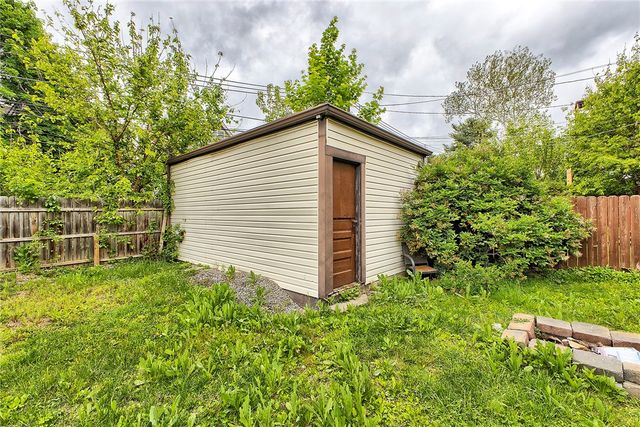 115 Harrison Ave, Avalon, PA 15202