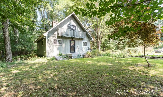 6101 South Shore Drive, Whitehall, MI 49461