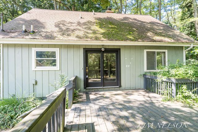 6101 South Shore Drive, Whitehall, MI 49461