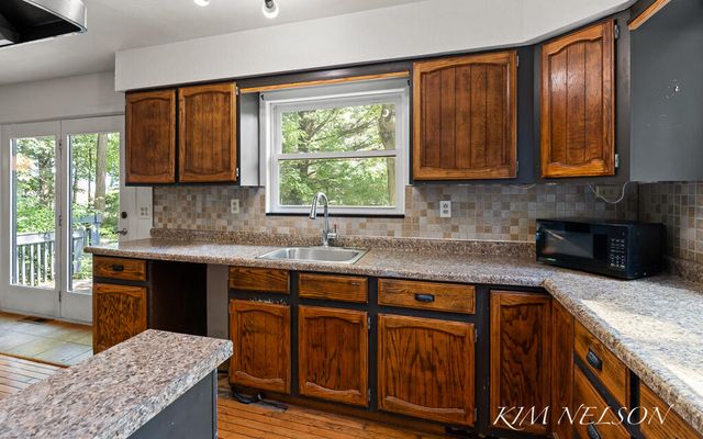 6101 South Shore Drive, Whitehall, MI 49461