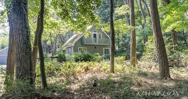 6101 South Shore Drive, Whitehall, MI 49461