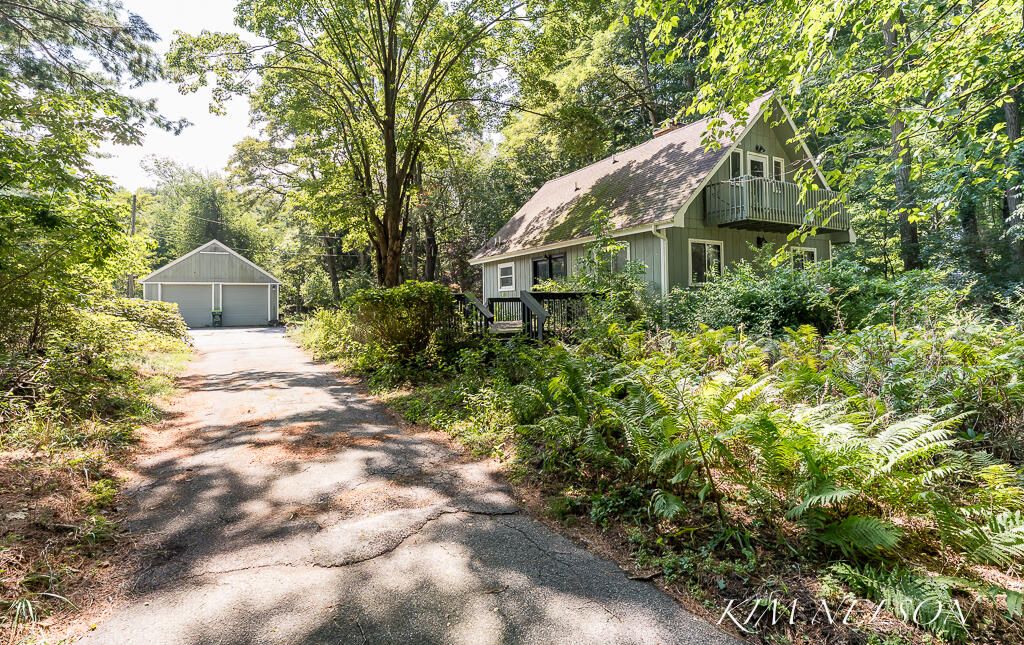6101 South Shore Drive, Whitehall, MI 49461