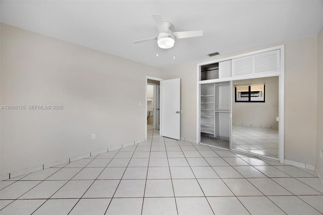 10320 SW 38th Ter, Miami, FL 33165