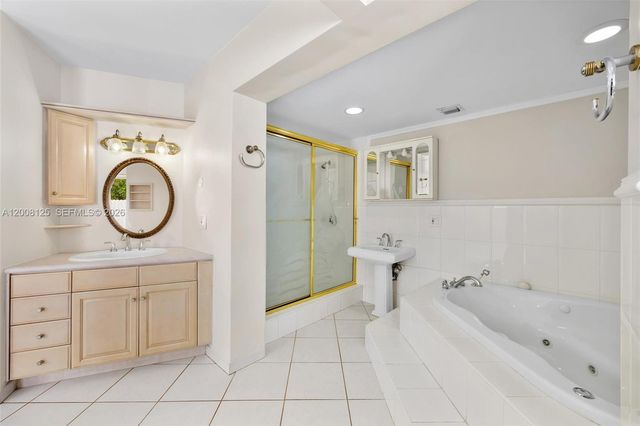 10320 SW 38th Ter, Miami, FL 33165