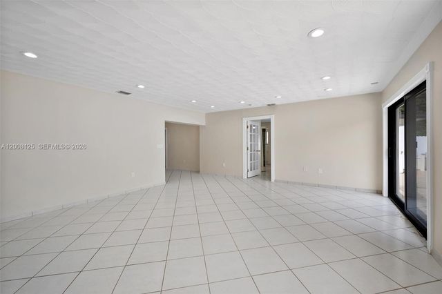 10320 SW 38th Ter, Miami, FL 33165