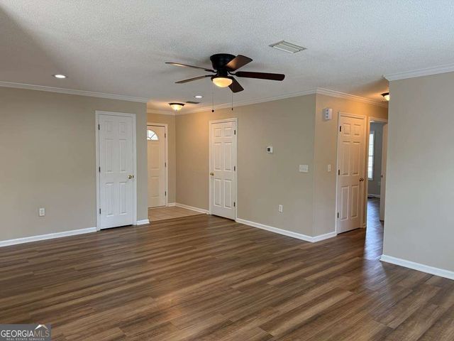 14 Pine Breeze Court, Lakeland, GA 31635