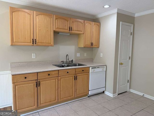 14 Pine Breeze Court, Lakeland, GA 31635