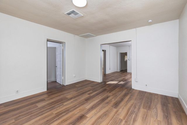 12283 E Dinuba Avenue, Selma, CA 93662