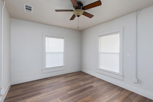 12283 E Dinuba Avenue, Selma, CA 93662