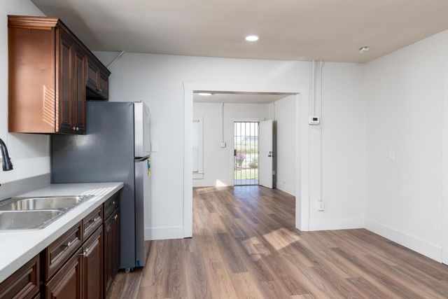 12283 E Dinuba Avenue, Selma, CA 93662