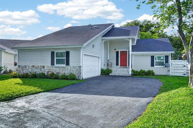 14914 SW 142nd Place, Miami, FL 33186