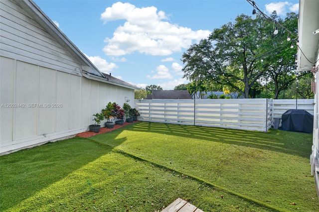 14914 SW 142nd Place, Miami, FL 33186