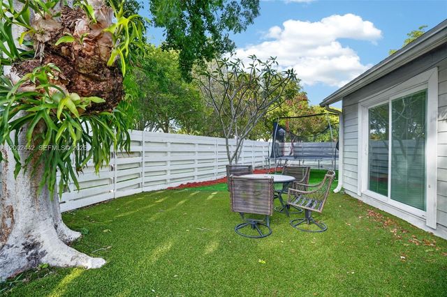 14914 SW 142nd Place, Miami, FL 33186